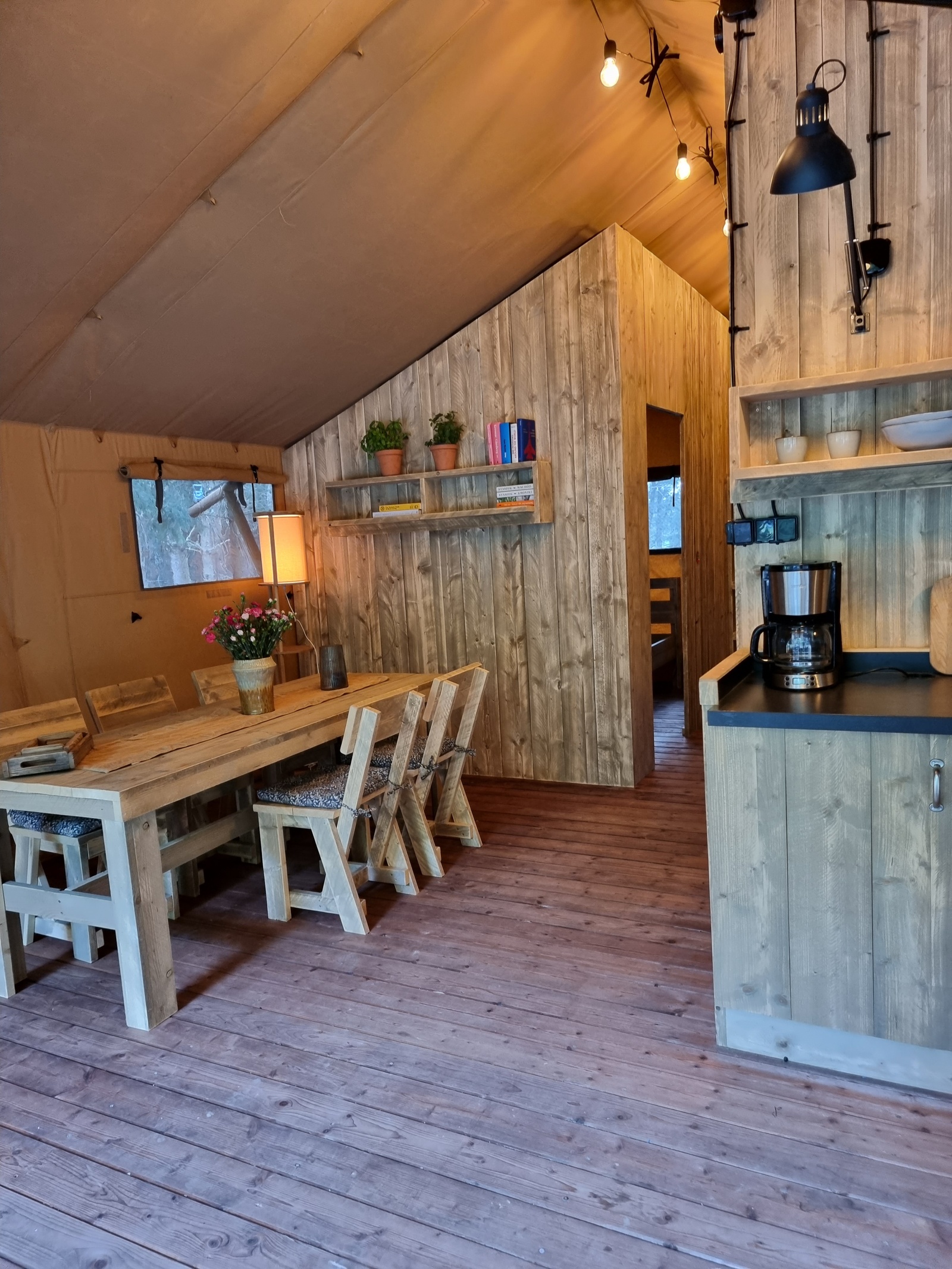 Wolny Las Glamping Na Mazurach See Photos On Slowhop