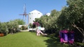 Santorini Windmill Villas - A co dla dzieci?