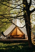 Glamping Kaszuby Môłô Wies - Namiot pod  drzewami