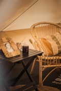 Glamping Hive - O sladkom ničnerobení