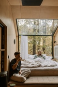 UKOI Mikrozen w Lesie - Tiny House z podniebnym oknem - Wo werde ich schlafen?