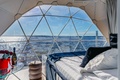 GRAND HT Houseboats - domki na wodzie - BUBBLE z 1 łóżkiem małżeńskim z wanną z hydromasażem, sauną parową, fotelem masującym i hulajnogami elektrycznymi