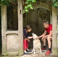 Monika i Julien, Agroturystyka "Pradawna"