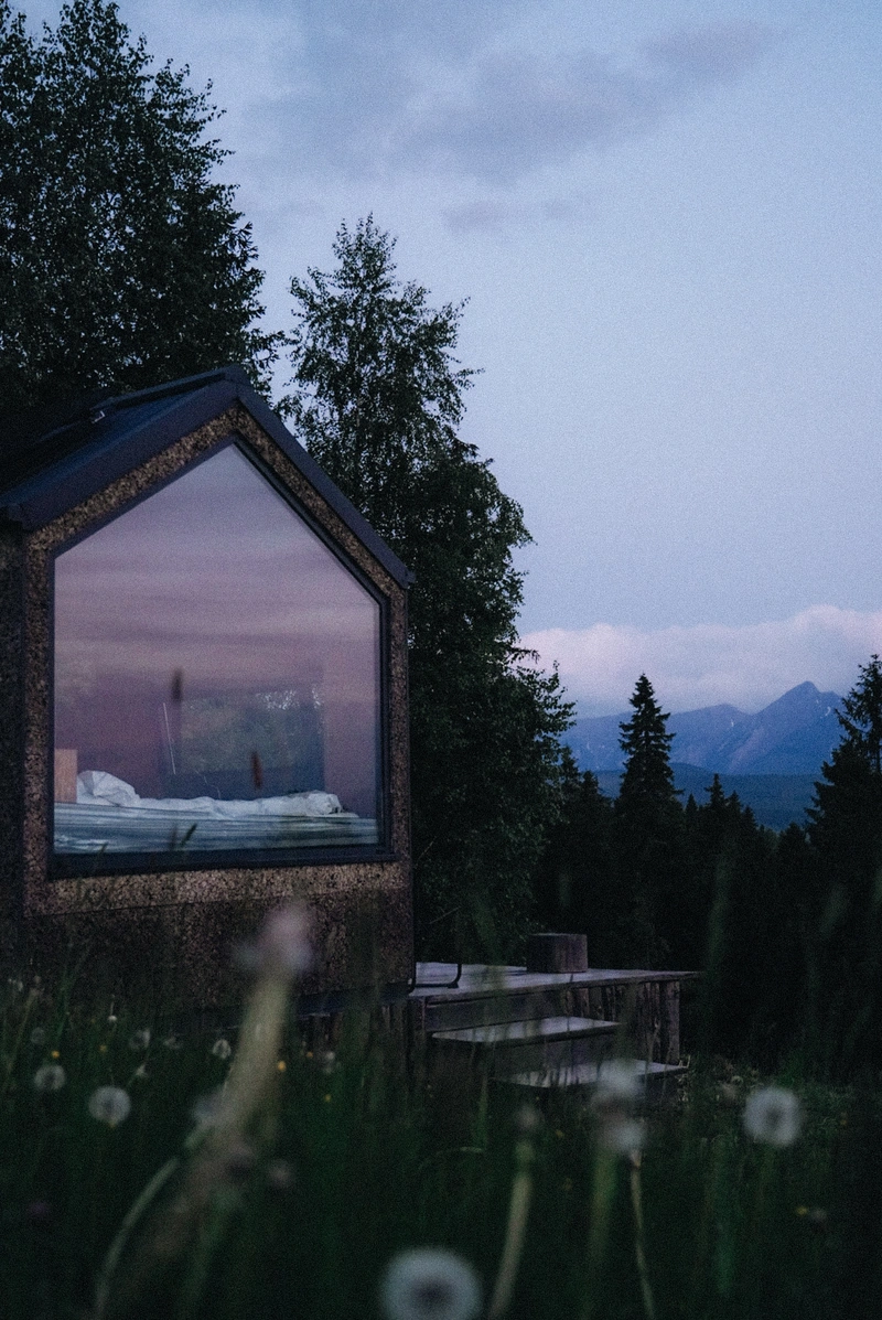House - Off Cabin
