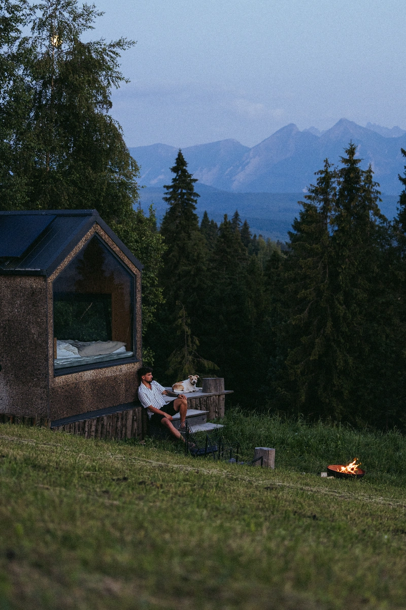 House - Off Cabin